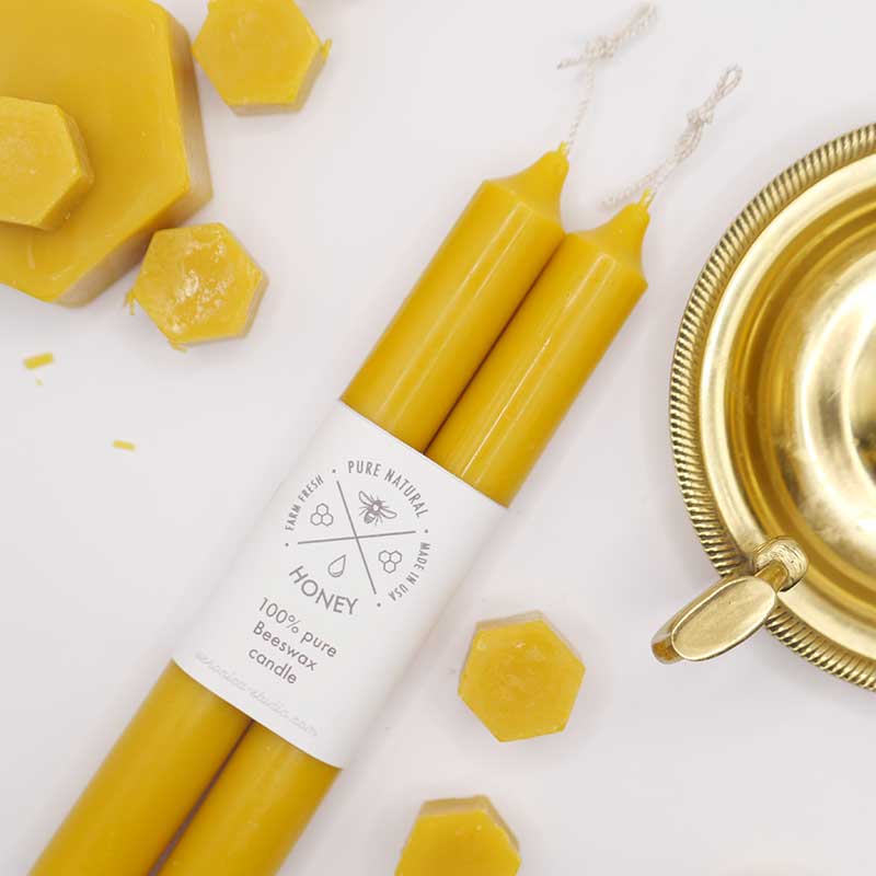 Taper candle_ bees wax natural 2pc set