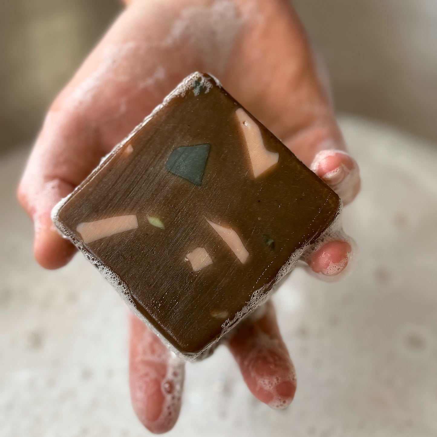 (Light color changed) Cocoa Bubble dish soap