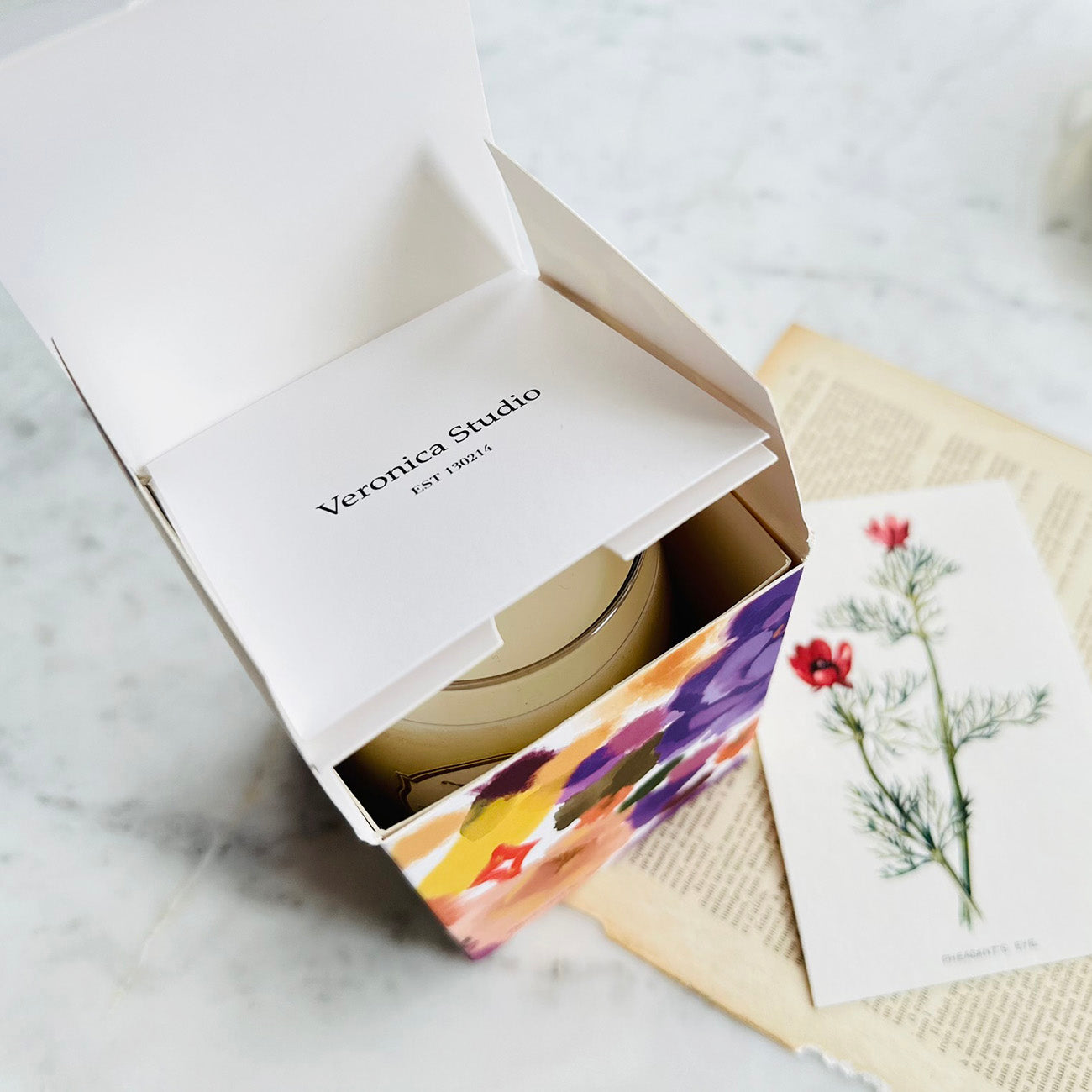 10oz Spring of Seoul scented candle