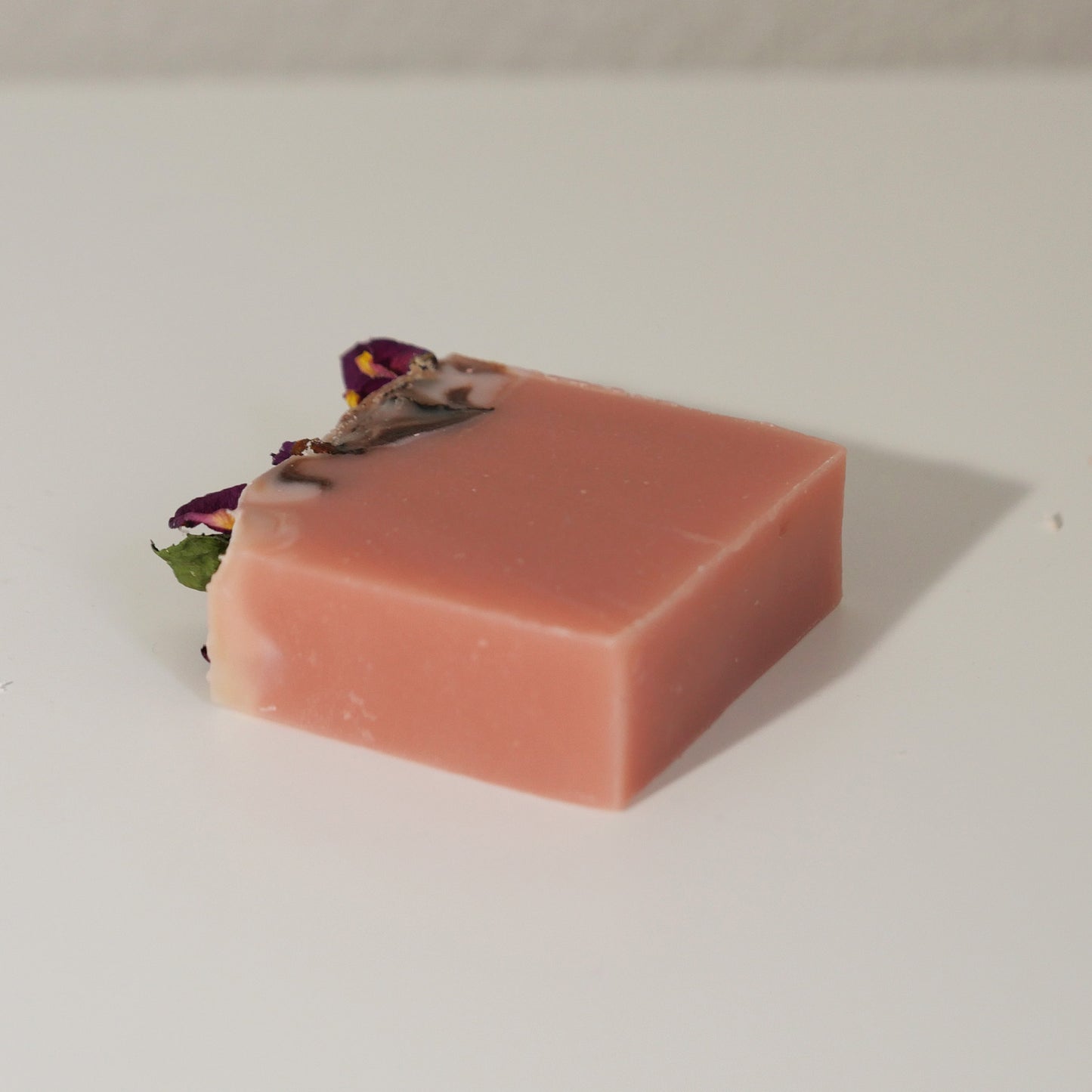 Rose petal bar